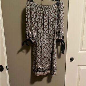 Elegant Brown and Black Patterned Dress